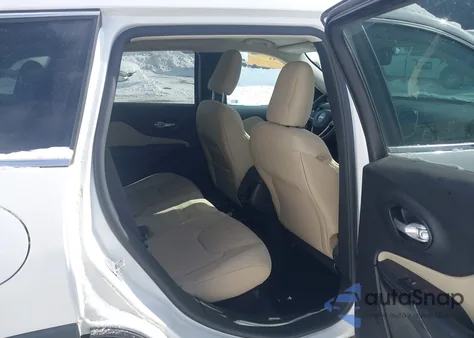 2016 Jeep Cherokee Latitude from USA, damaged, VIN 1C4PJMCS8GW220381